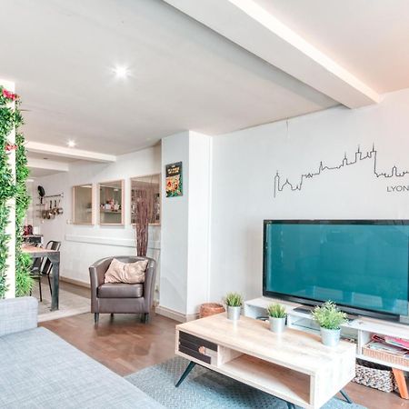 Guestready - Superbe Maison De Ville Duplex Lione Esterno foto